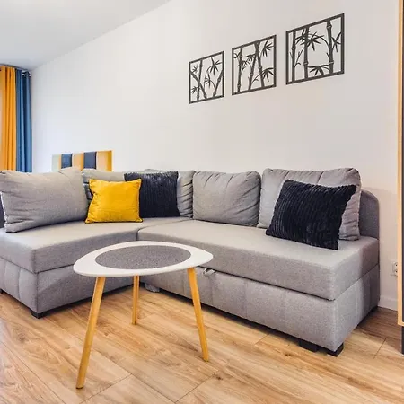 Z Parkingiem 22 C Perlowa Przystan - קולובז'ג