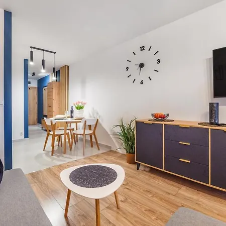 Z Parkingiem 22 C Perlowa Przystan - * קולובז'ג