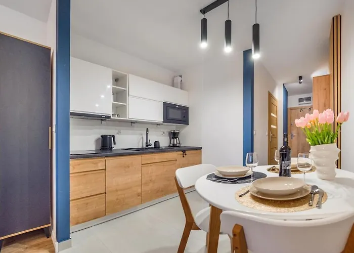 Z Parkingiem 22 C Perlowa Przystan -