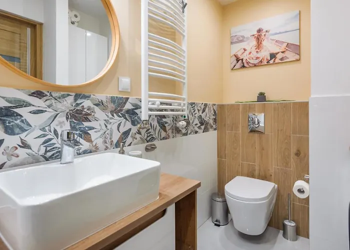 Z Parkingiem 22 C Perlowa Przystan -